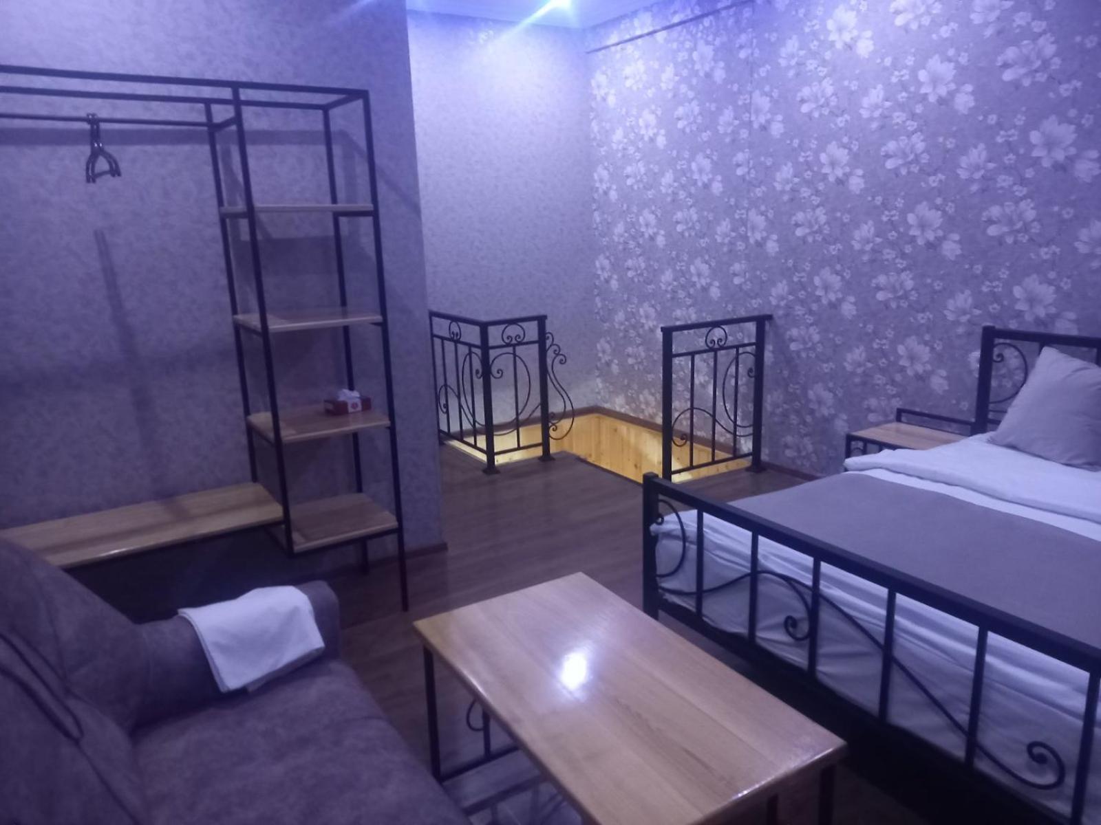 Rubin Hotel Goris Bilik gambar